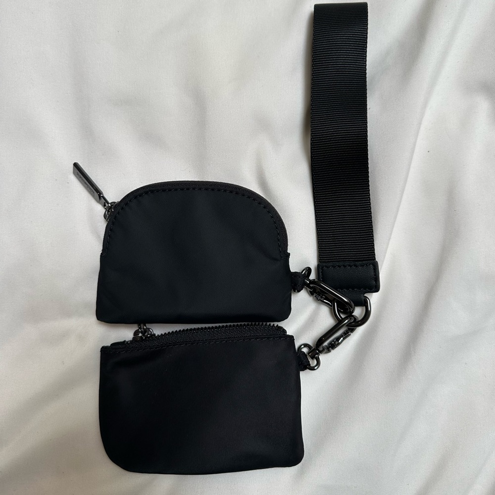 Lulu lemon keychain wallet